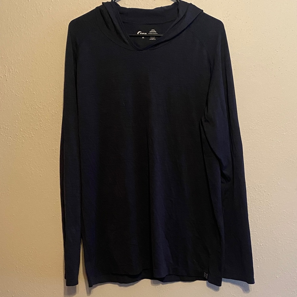 ZYIA. Men’s hoodie.